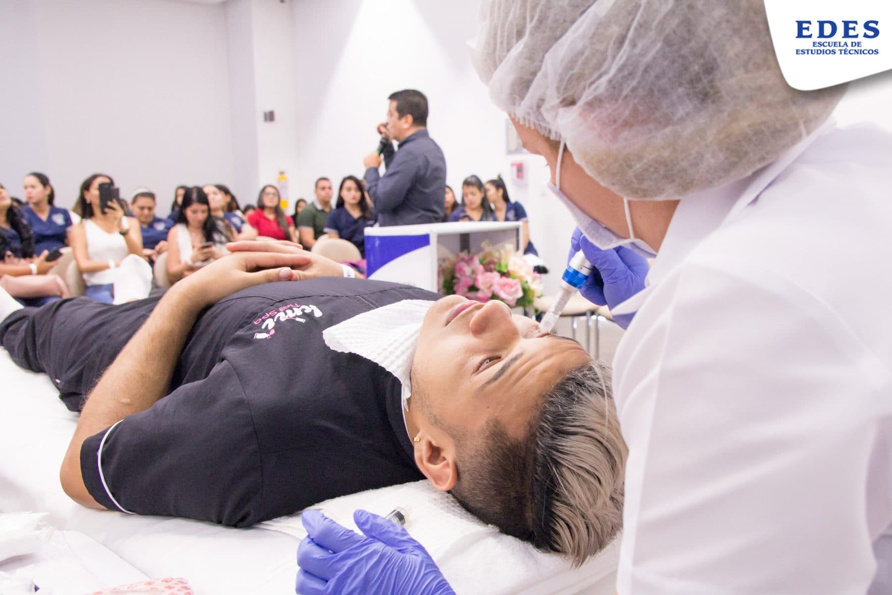 Congreso en Cosmetología y Belleza organizado por EDES